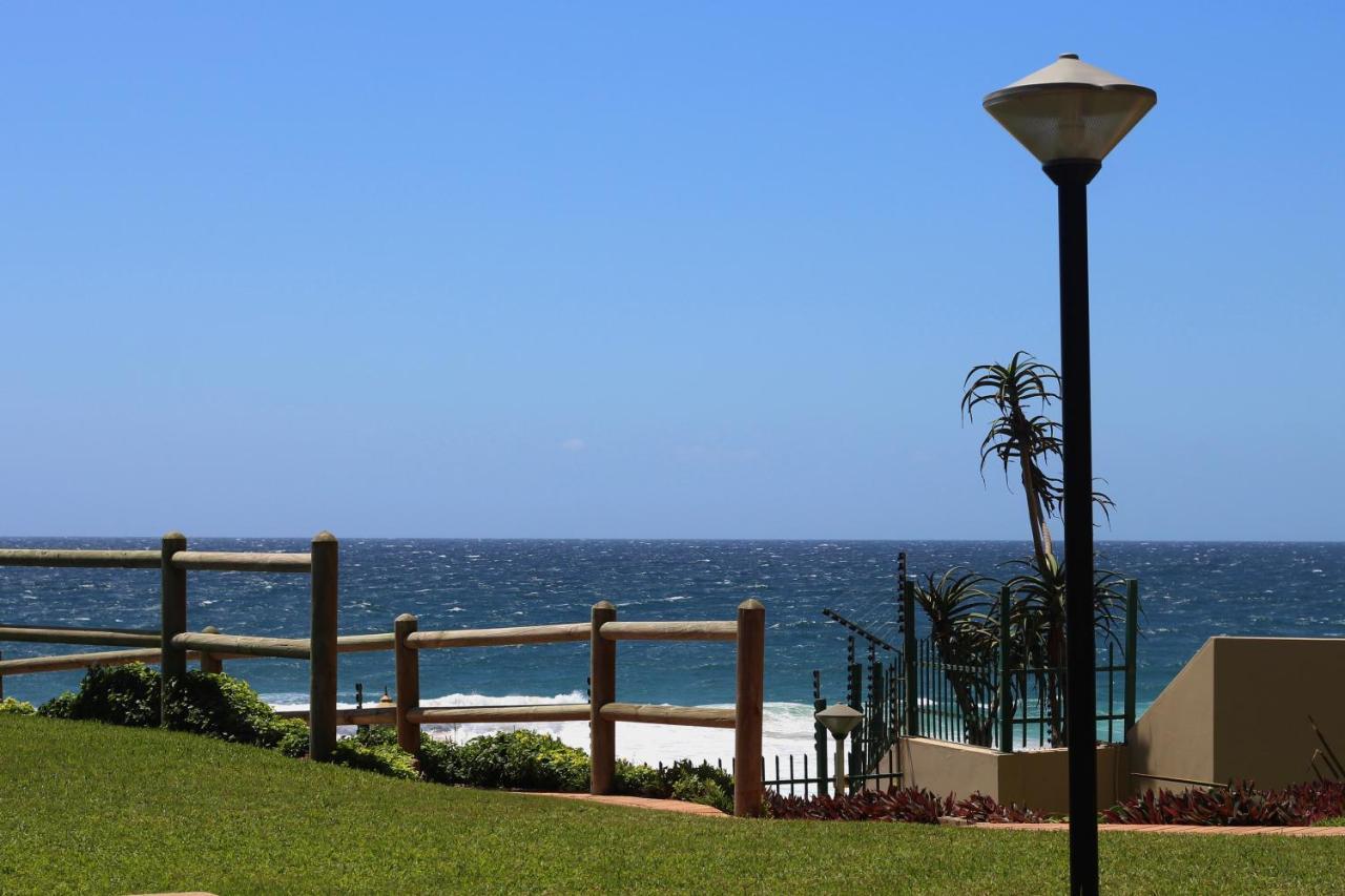 Sands Beach Breaks Beach Front Ballito Apartment Exterior photo