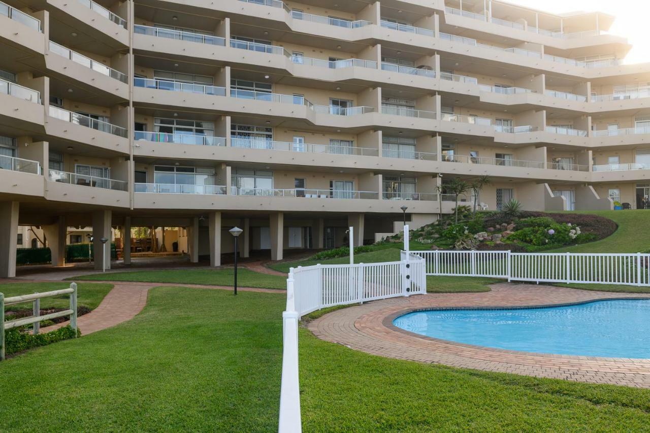 Sands Beach Breaks Beach Front Ballito Apartment Exterior photo