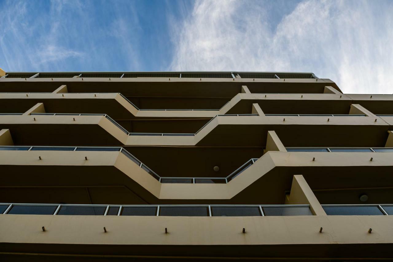 Sands Beach Breaks Beach Front Ballito Apartment Exterior photo